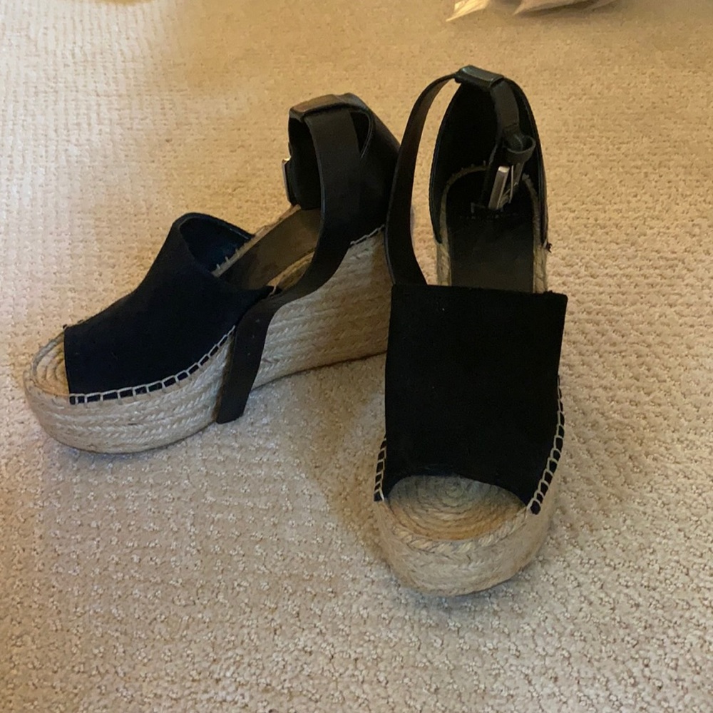 Platform shoes